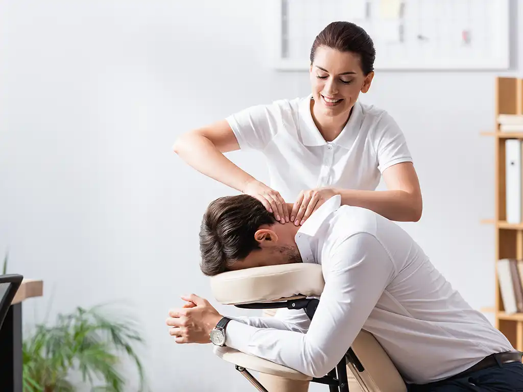 Massage Thérapeutique qui vise à soulager les douleurs Massage Thérapeutique qui vise à soulager les douleurs